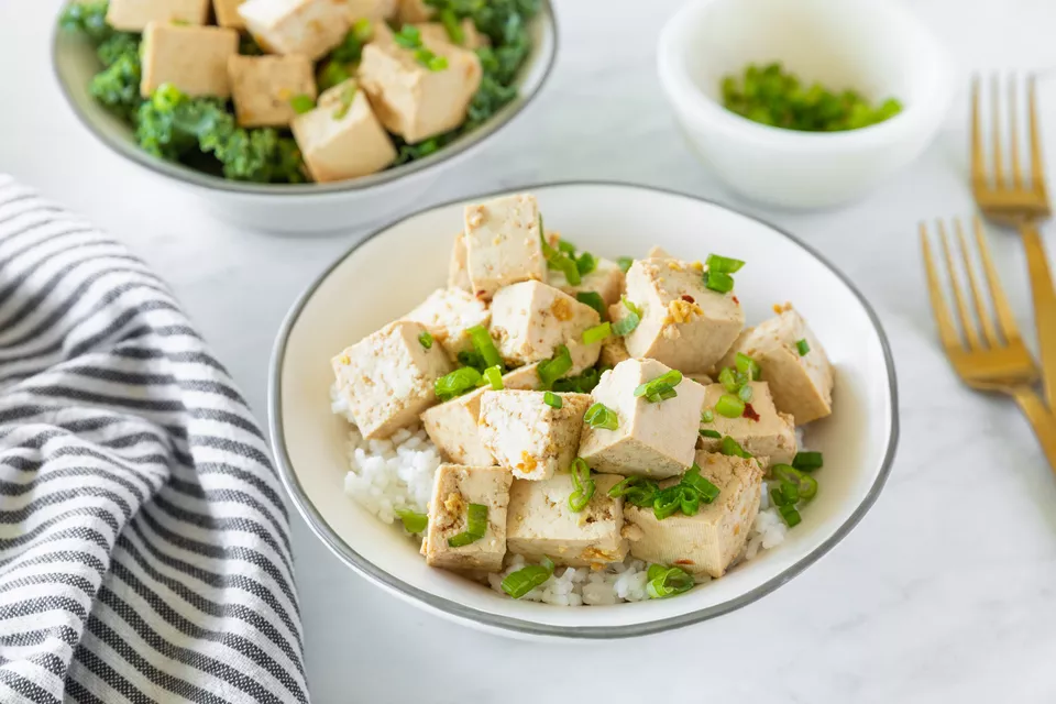 Vegan Hawaiian Poke Bowl Recipe